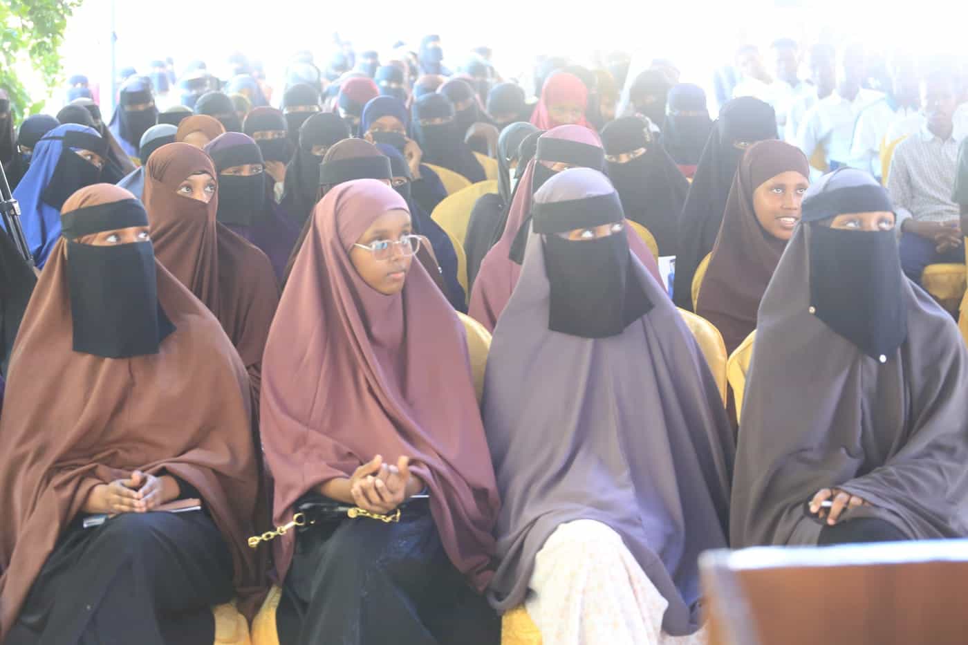 Ardayda fadhiya munaasabadda furitaanka